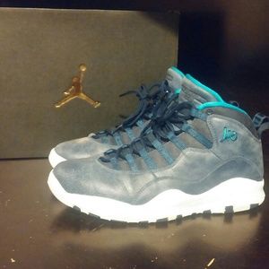 Jordan 10 LA City